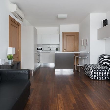 Mila Apartments Navigli Milan Exterior photo