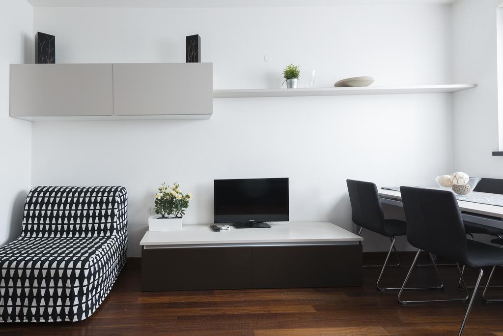 Mila Apartments Navigli Milan Exterior photo
